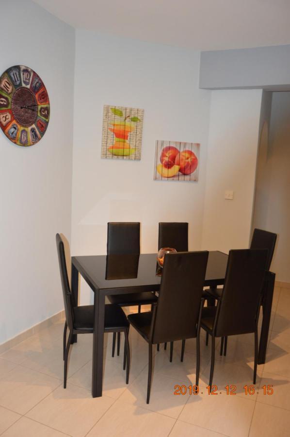 Luxury Apartment Paphos Exterior foto