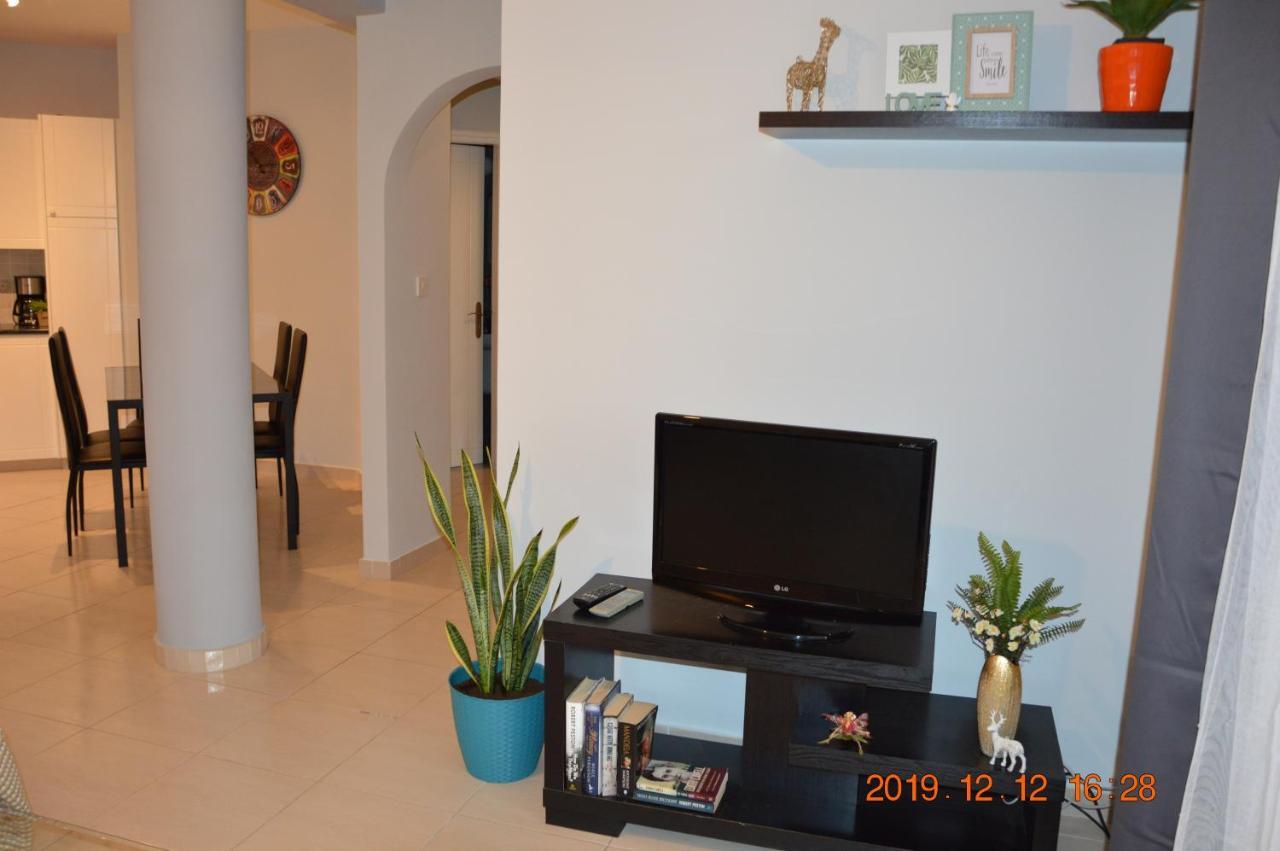 Luxury Apartment Paphos Exterior foto
